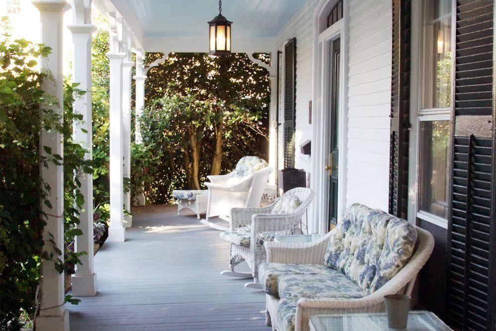 ニューポート La Farge Perry House Bed & Breakfast エクステリア 写真