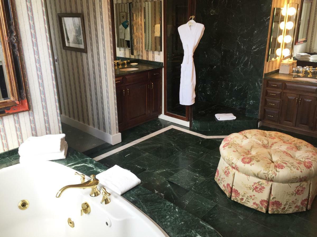 ニューポート La Farge Perry House Bed & Breakfast エクステリア 写真