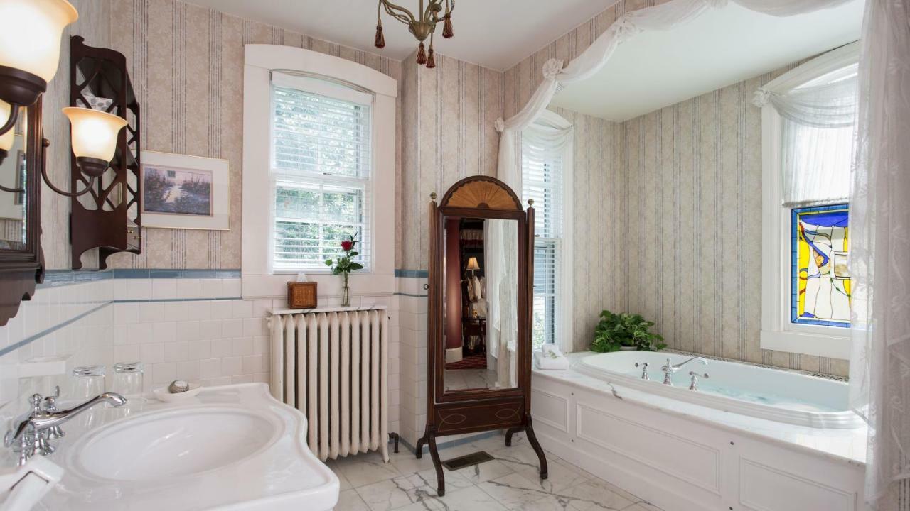 ニューポート La Farge Perry House Bed & Breakfast エクステリア 写真