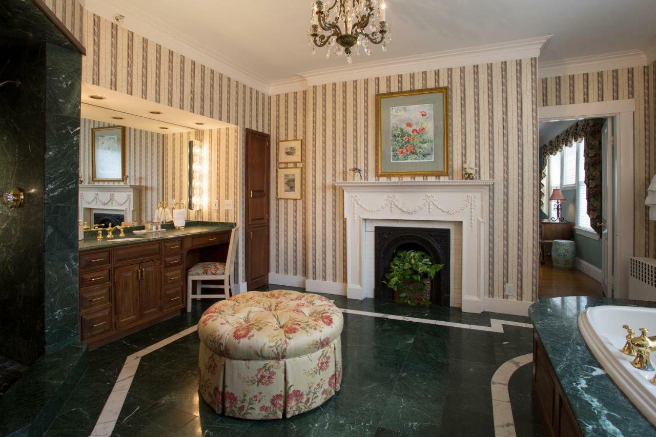 ニューポート La Farge Perry House Bed & Breakfast 部屋 写真
